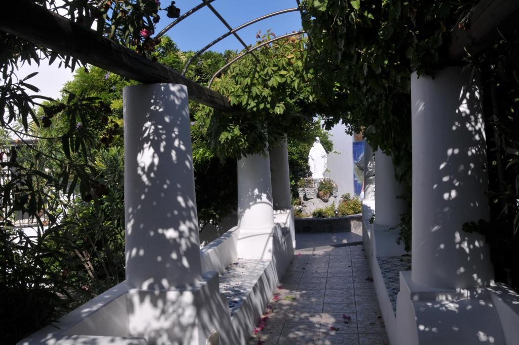 Hotel Villaggio Stromboli - Isola Di Stromboli Exterior foto