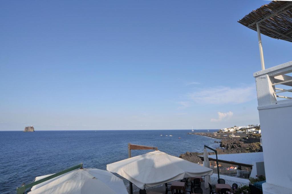 Hotel Villaggio Stromboli - Isola Di Stromboli Exterior foto