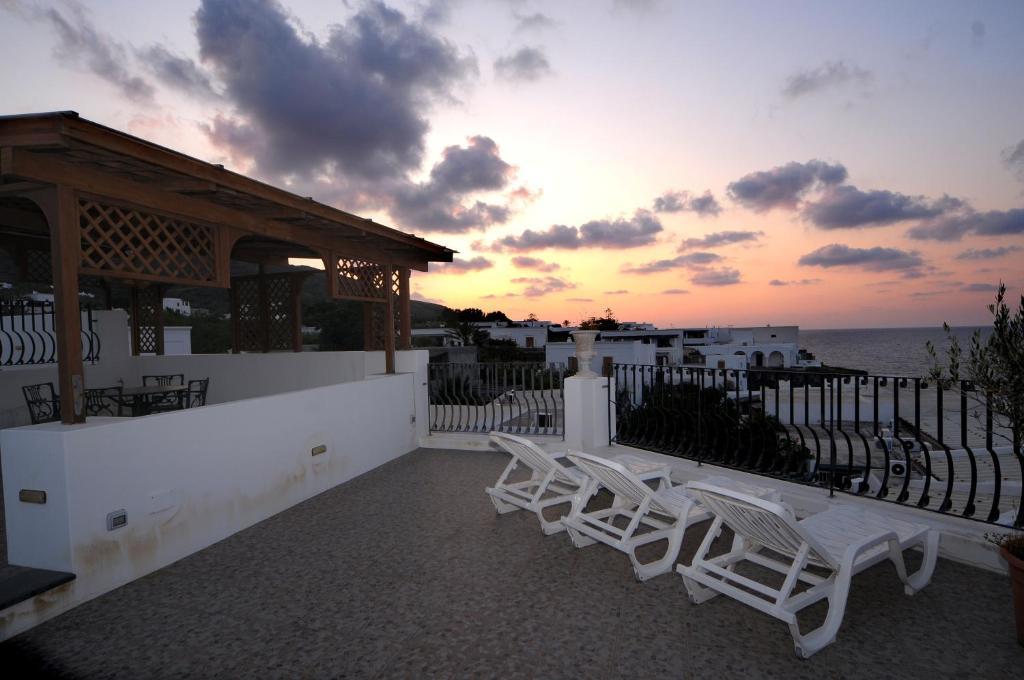 Hotel Villaggio Stromboli - Isola Di Stromboli Exterior foto