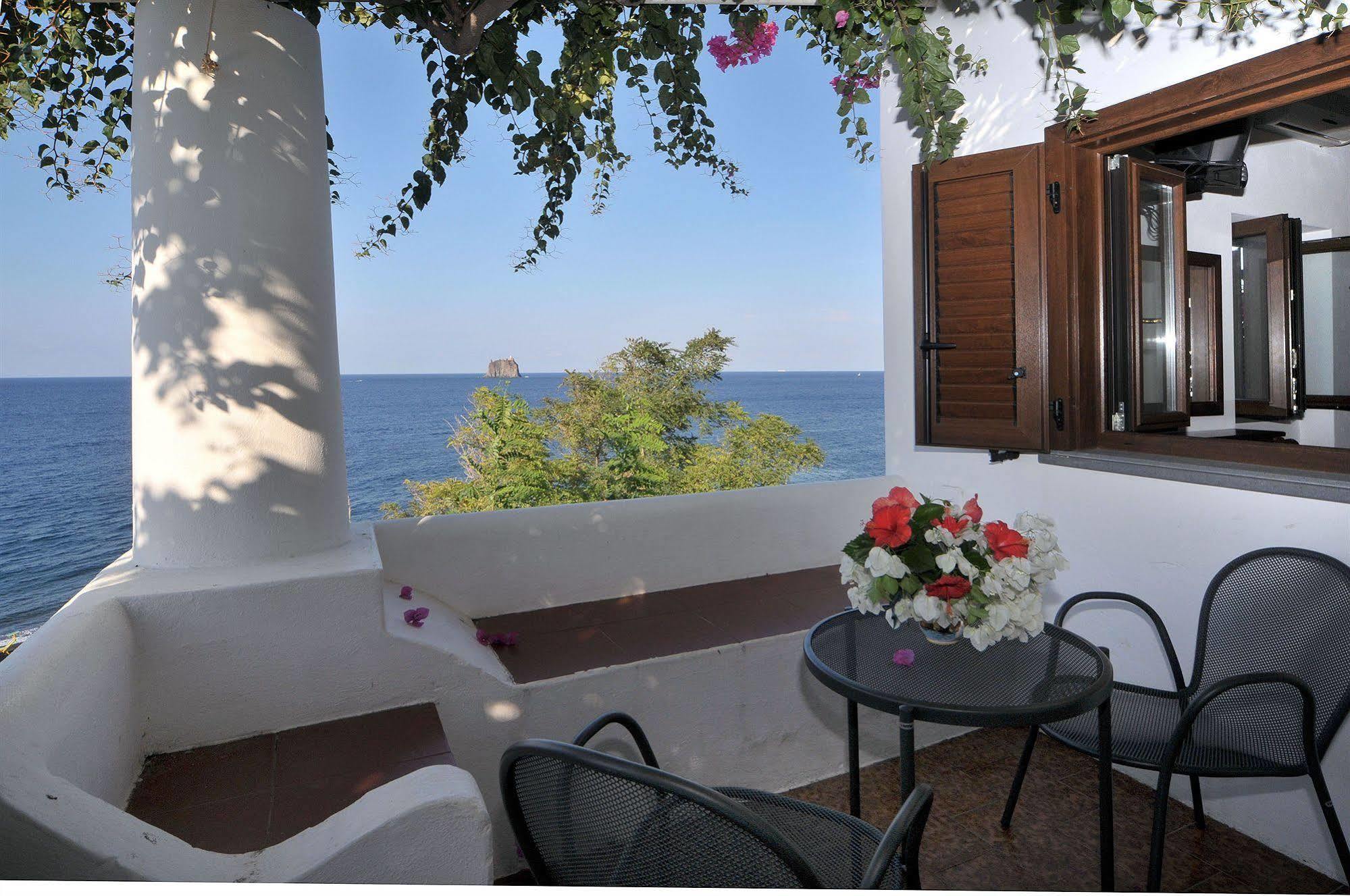 Hotel Villaggio Stromboli - Isola Di Stromboli Exterior foto